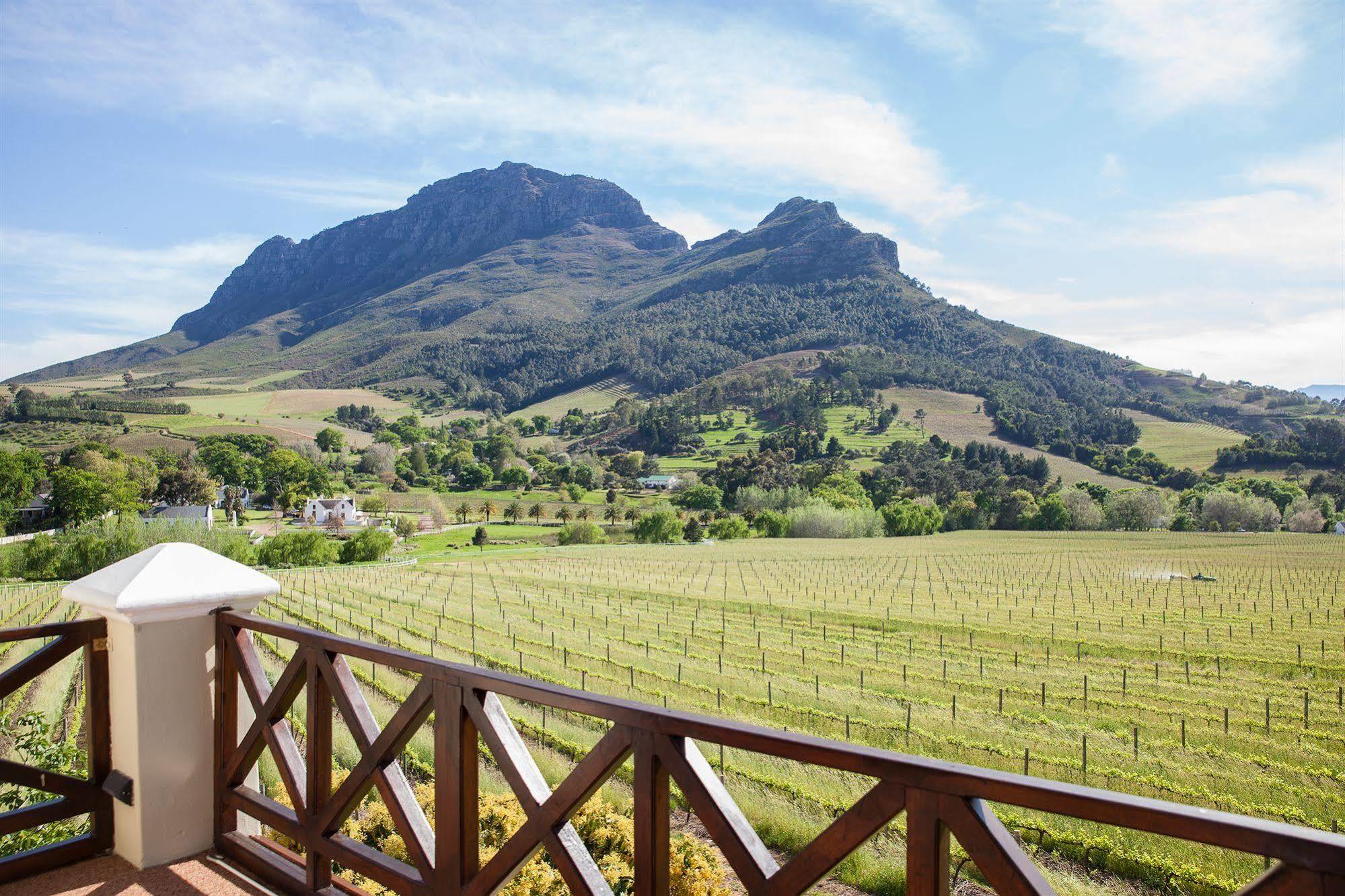Banhoek Lodge Stellenbosch Extérieur photo