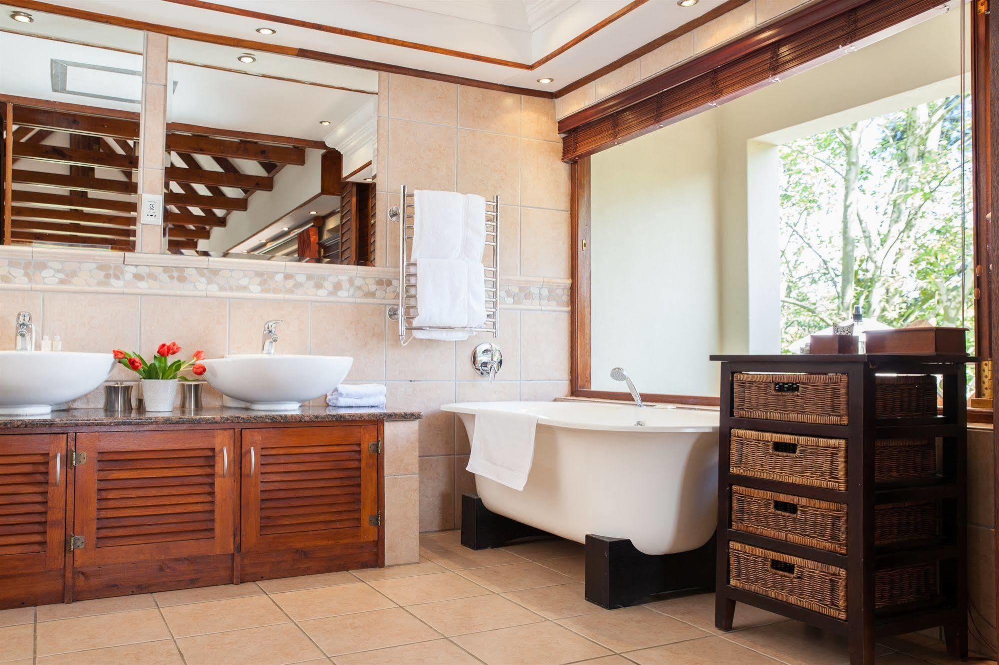 Banhoek Lodge Stellenbosch Extérieur photo
